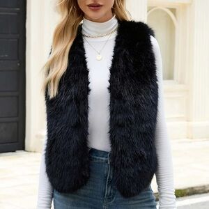 Gap Black Faux Fur‎ Vest M – Mob Wife Baddie Quiet Luxury Layering